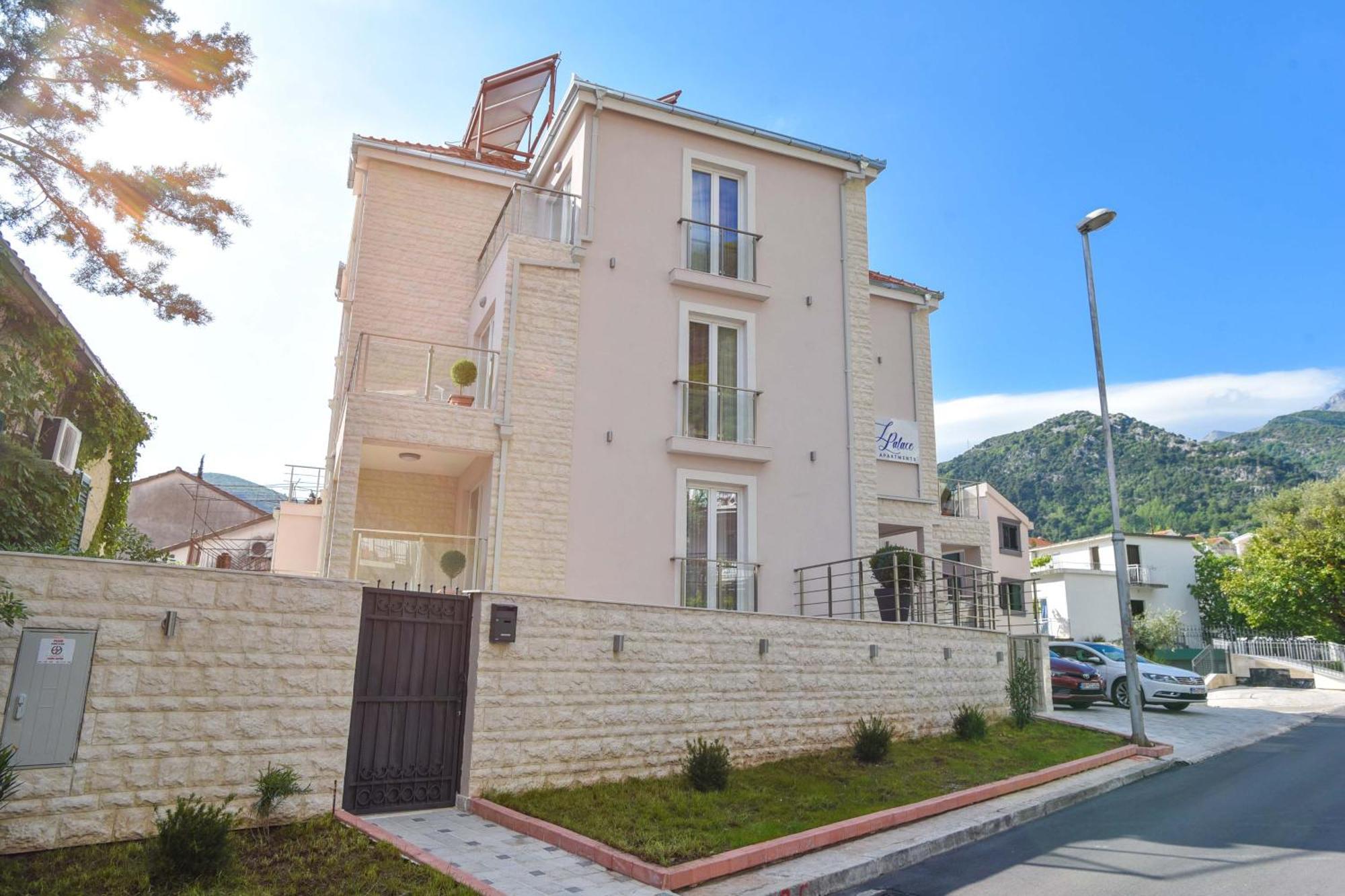 Apartment L Palace Budva Exteriör bild