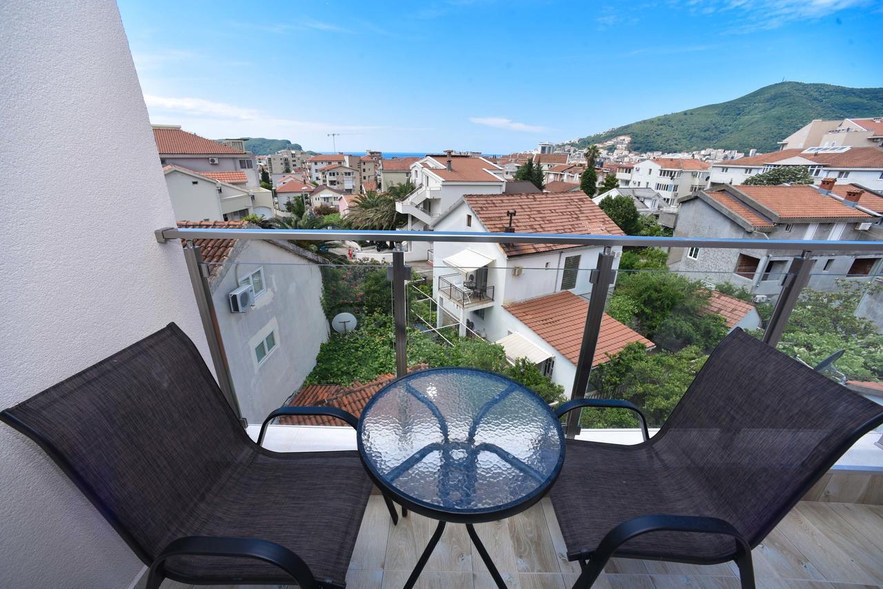 Apartment L Palace Budva Exteriör bild