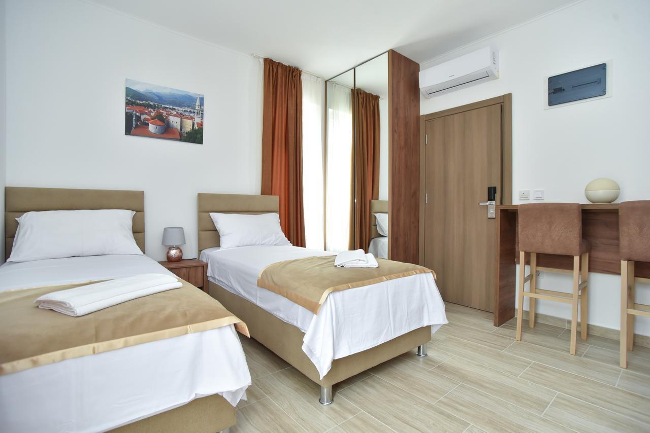 Apartment L Palace Budva Exteriör bild