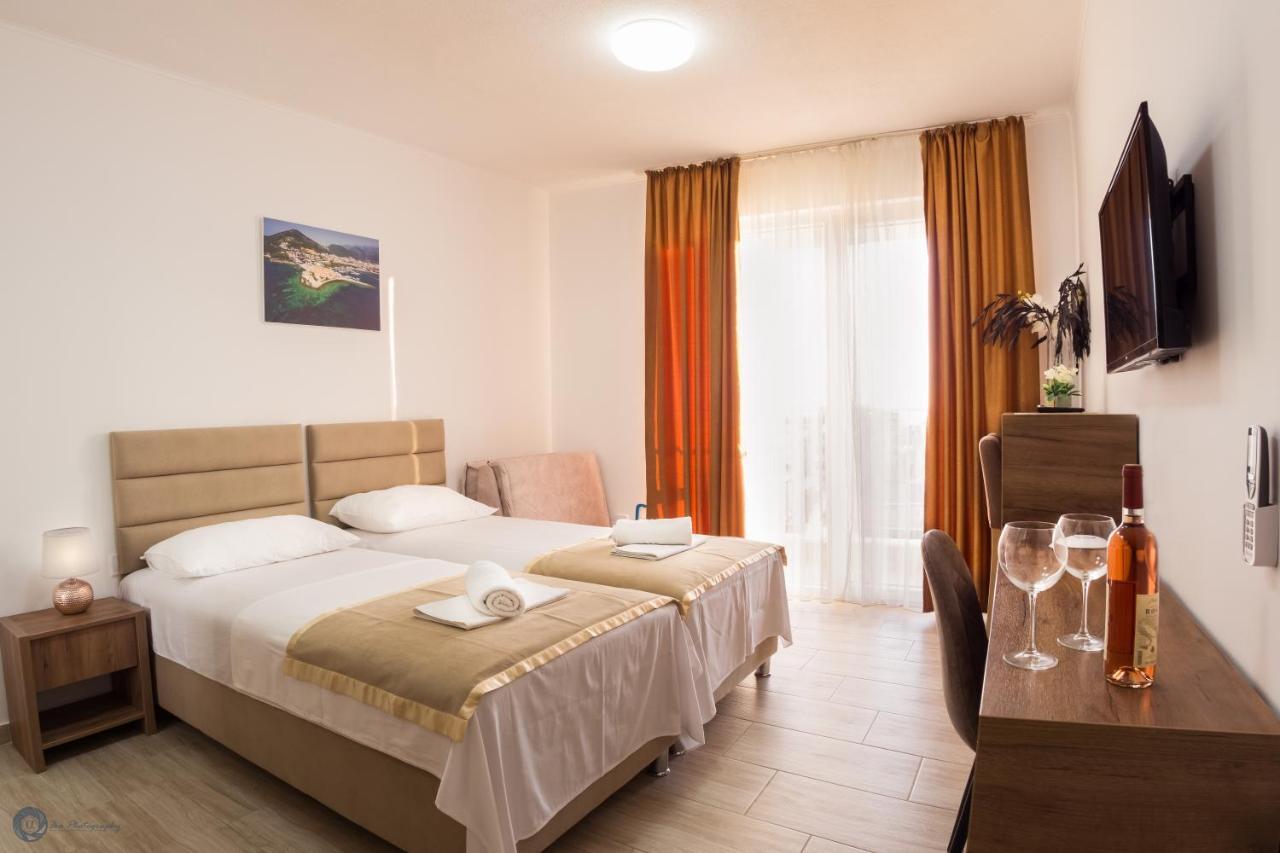 Apartment L Palace Budva Exteriör bild