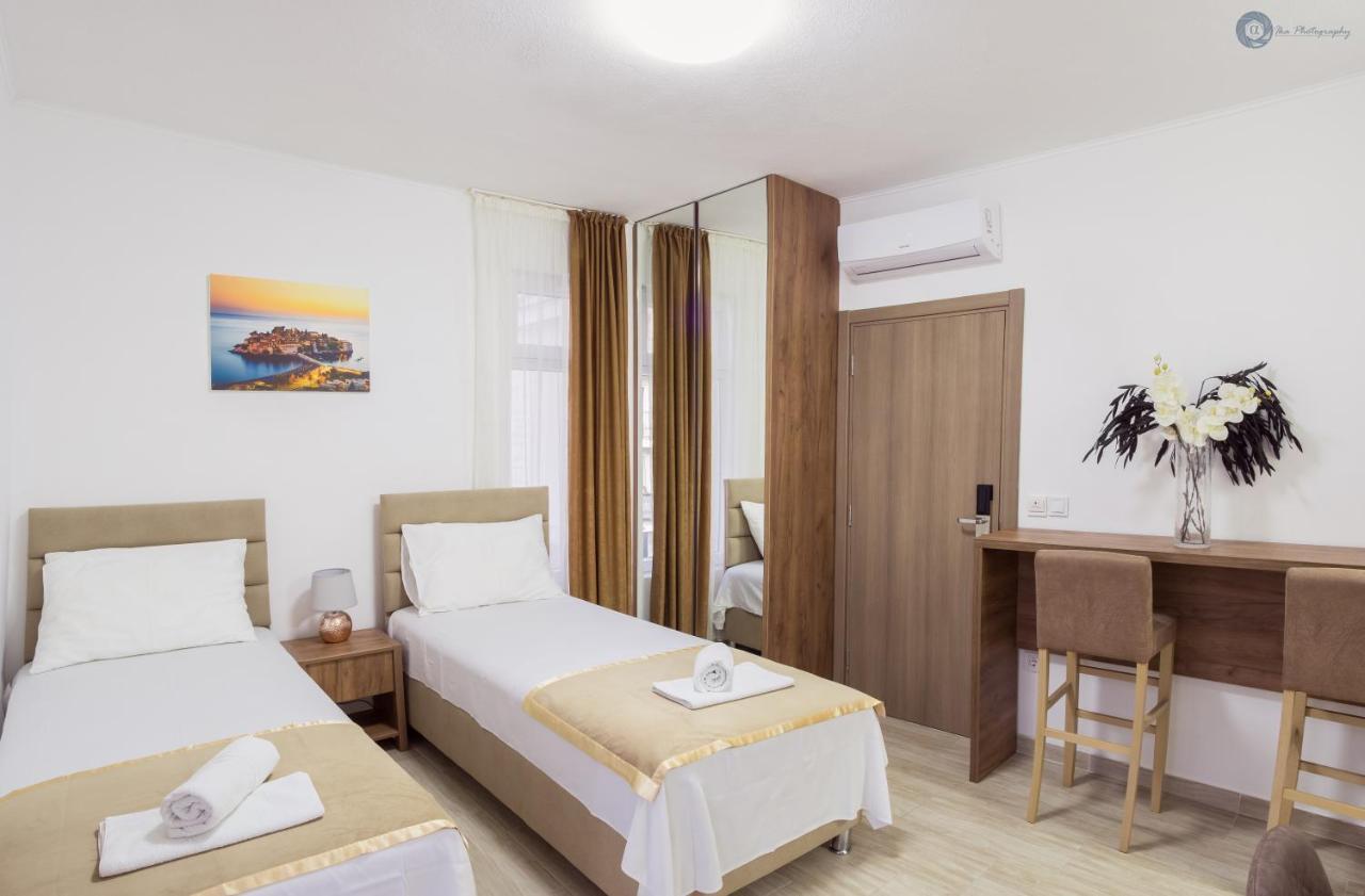 Apartment L Palace Budva Exteriör bild